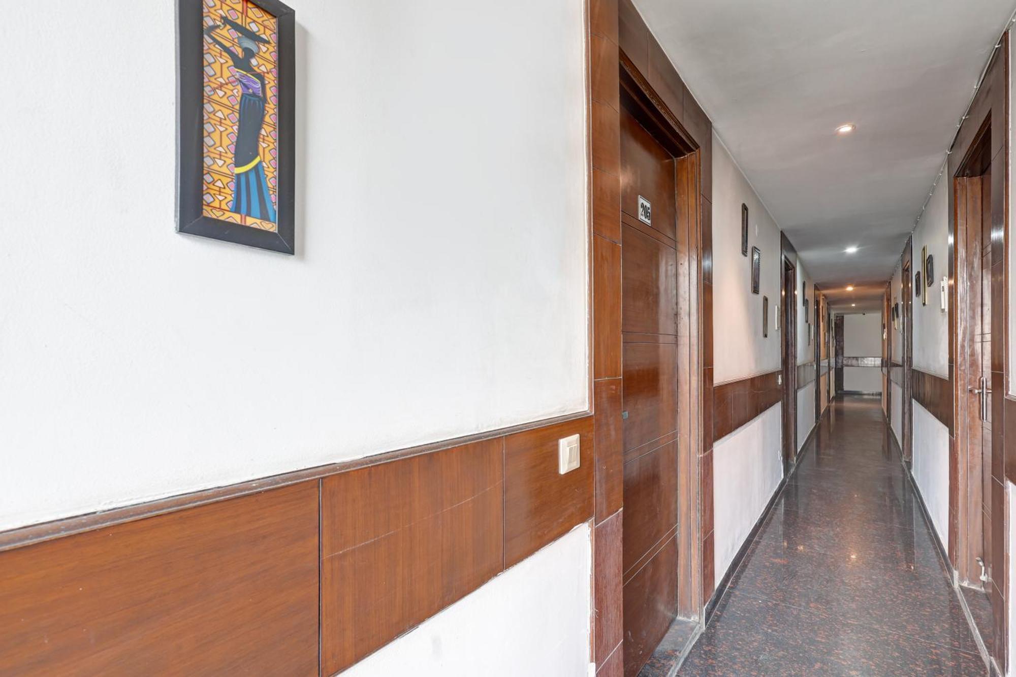 Hotel Aron By The Premium Villa Nové Dillí Exteriér fotografie